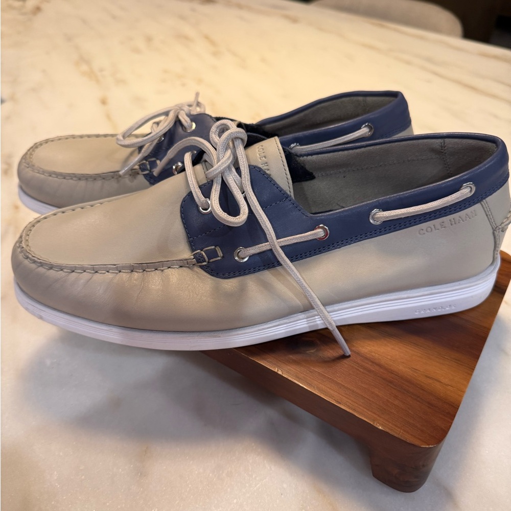 Cole Haan Men's Blue and Cream Loafers